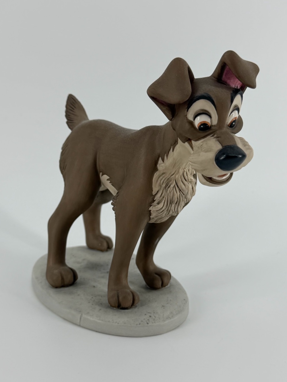 Walt Disney Classics Collection "Tramp in Love" Lady and the Tramp Dog Figurine